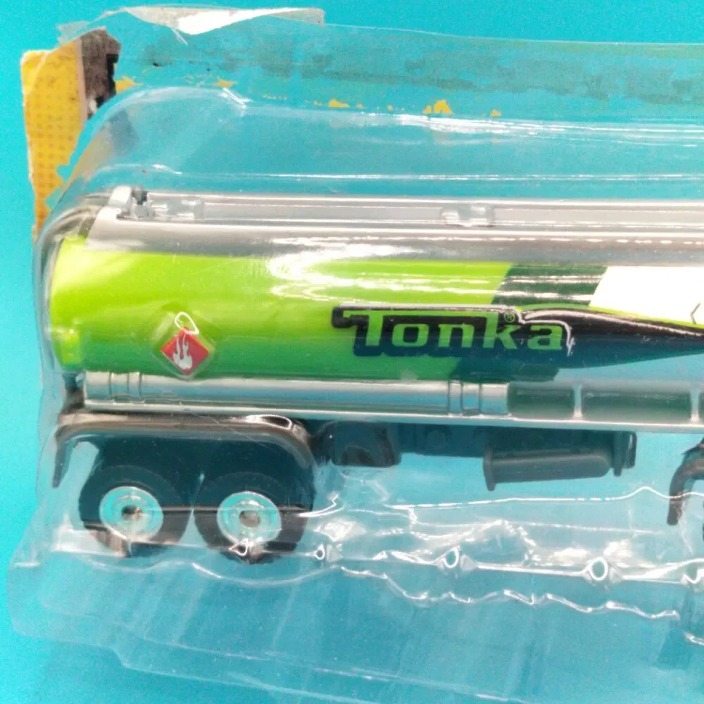Tonka Green Tanker Truck & Trailer Semi Rig Toy Vehicle Hasbro Funrise 2012